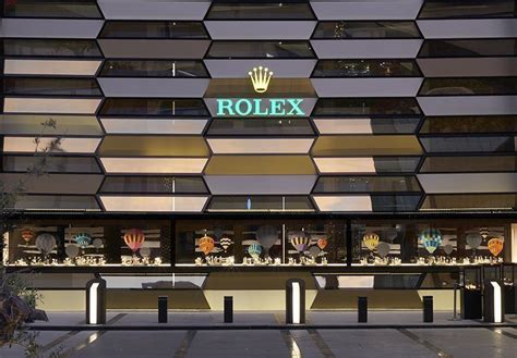 combien de magasin rolex dans le monde